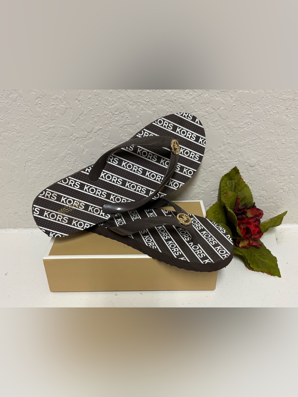 Ladies Flip Flops